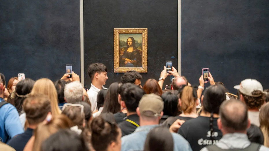 Americans must pay higher fee for a ticket to the world's most visited museum