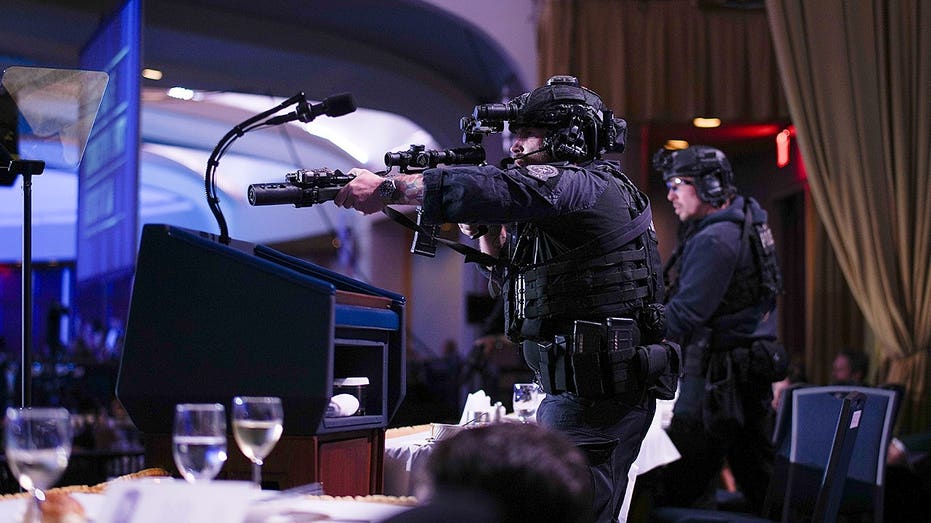 Bongino questions security perimeter at White House Correspondents' Dinner: 'Compressed too far'