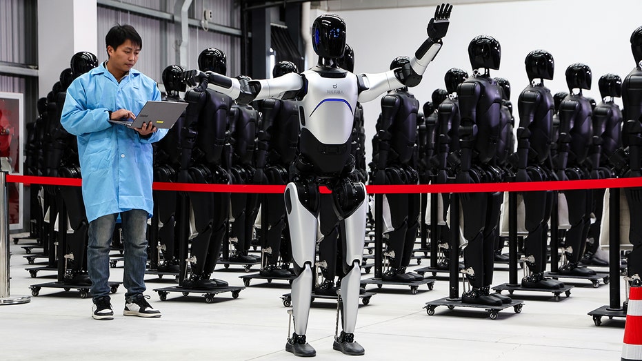 China's robotics giant puts 200 robots to the test