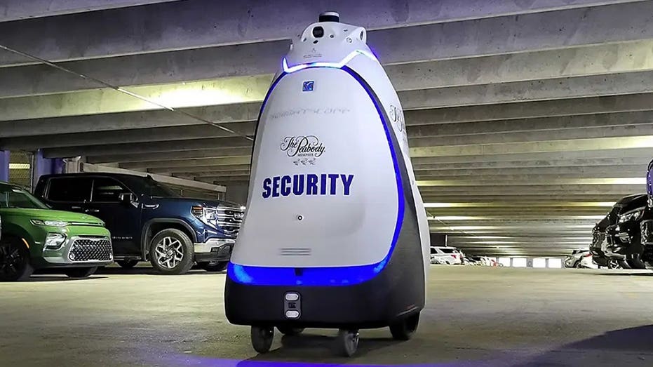 Ohio robot cop retires after zero arrests