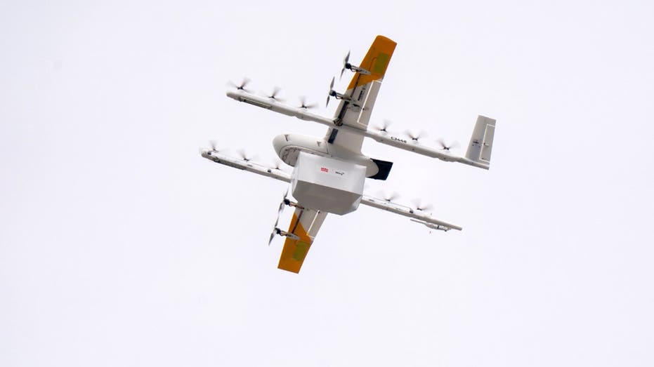 Papa Johns drone delivery skips the pizza