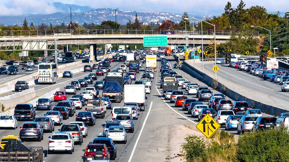 Record Memorial Day traffic expected as drivers warned about worst times to travel