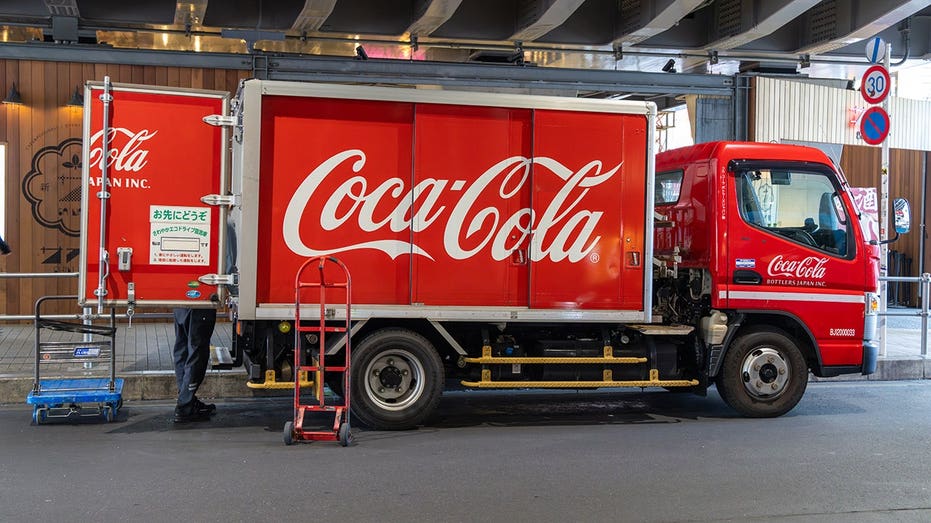 Some Marriott guests tout Coke's new move as 'best ever' while Pepsi loyalists push back