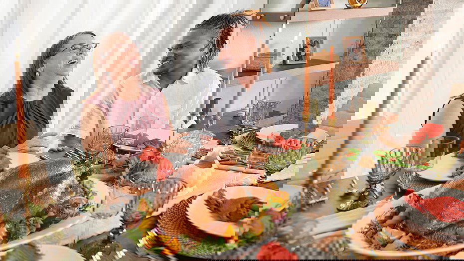 Viral grandma and stranger she mistakenly texted to celebrate 10th Thanksgiving together